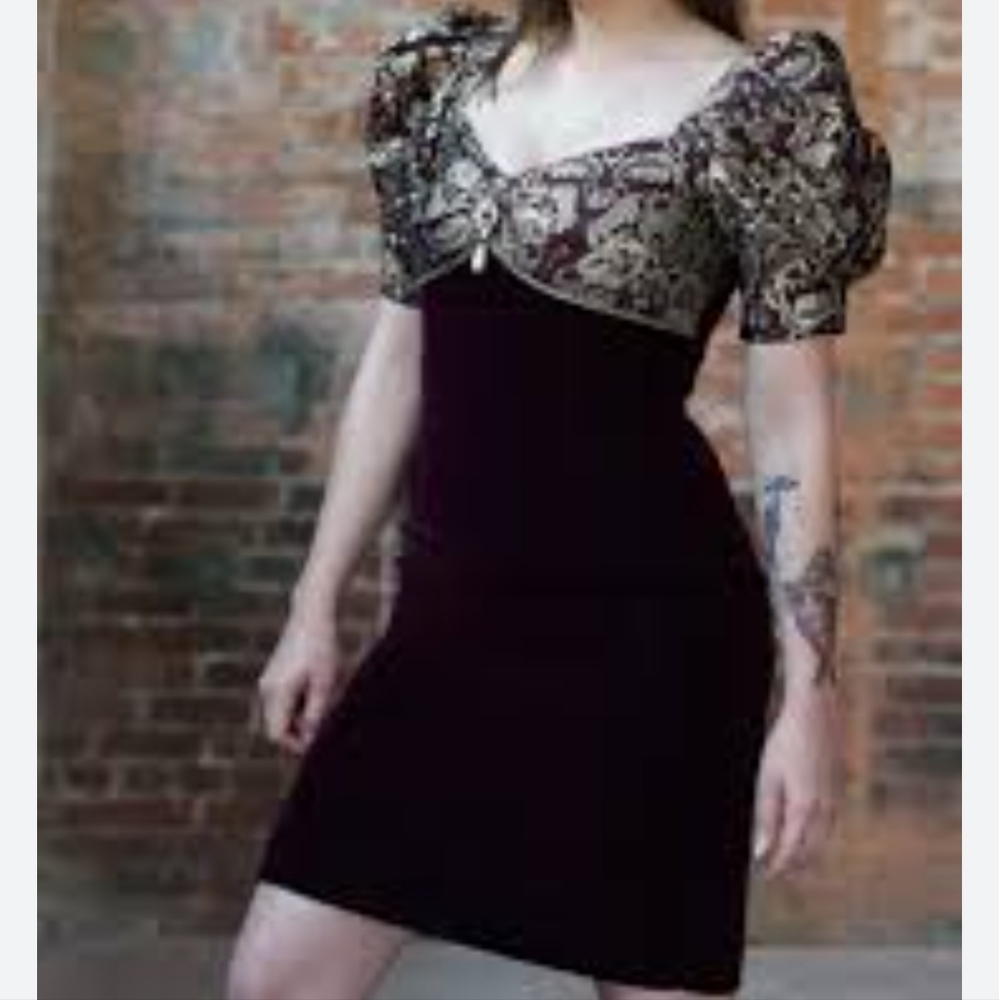Vintage velvet Scott McClinton Burgundy dress size 6 Small